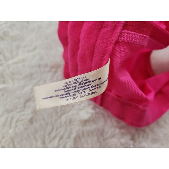 Cacique 44D Bra Pink Floral Lace Underwire Back Closure Adjustable Straps - Picture 8 of 8